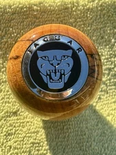 JAGUAR XJ6,XJS,XJ8,XK8,XJR,XKR,XK,S-Type,X-Type,XK Burl Wood Gear Shift Knob