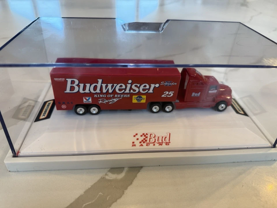 NEW VINTAGE Ken Schrader #25 Budweiser 1/64 Transporter In Display Case - Image 3 of 4