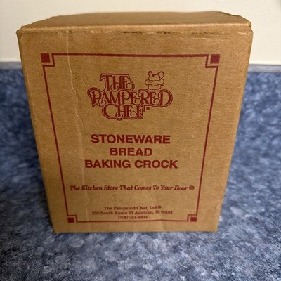 Pampered Chef Stoneware Bread Baking Crock Oven Cooking with Recipes Brand New