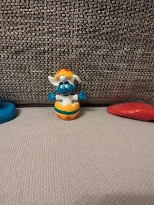 2,0492 Easter Smurf in Easter Egg Smurfs, smurfs (F016)