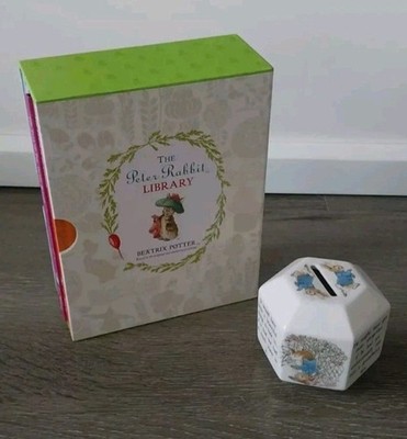 Peter Rabbit 10 Bücher und Wedgwood Spardose Beatrix Potter