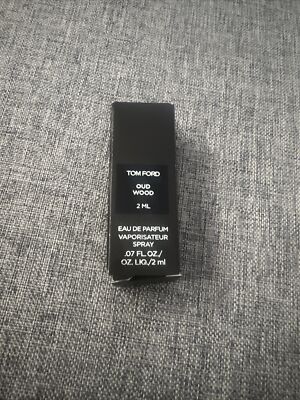 Tom Ford Oud Wood Eau De Parfum EDP Sample Spray 2ml NIB #RA-20