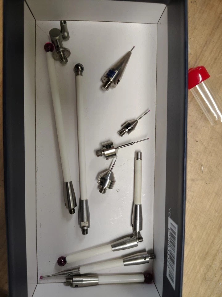 Zeiss, Renishaw And Other Styli. 12pcs. 3, 4 And 5mm Threads (Mostly 4mm) Elbow - Image 3 of 4