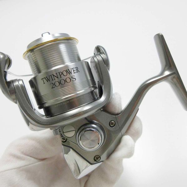 Shimano 05 Twin Power 2000S Right Spinning Reel Fishing
