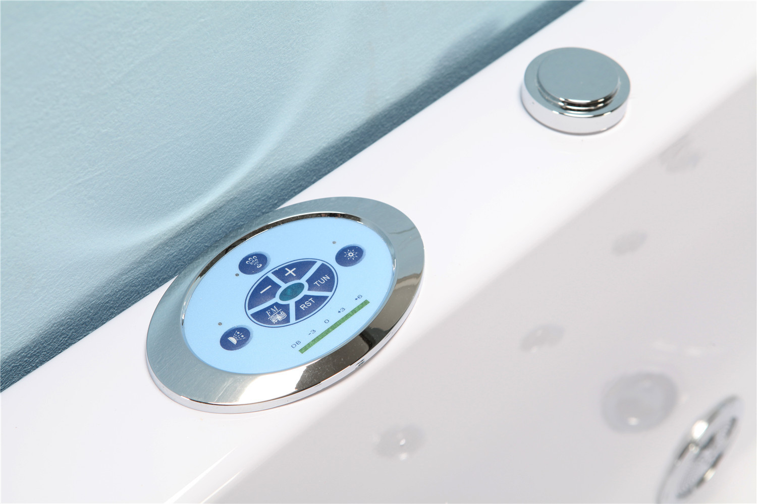 Whirlpool Luna 2-Person Hydrotherapy Bathtub – 70.8" X 47.2" With Dual Pumps, Heater, 16 Jets, Chromotherapy & Radio