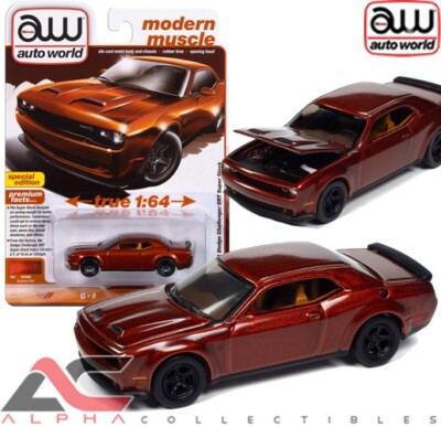 AUTOWORLD AWSP170A 1:64 2021 DODGE CHALLENGER SRT SUPER STOCK SINAMON STICK MET