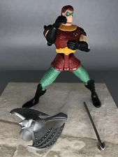 DC LEGENDS OF BATMAN CRUSADER ROBIN KENNER 1995 ACTION FIGURE WITH ACCESSORIES