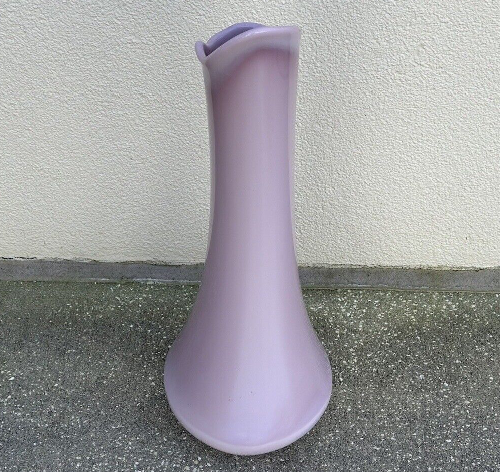 L.E. SMITH 20" MIDCENTURY SWUNG GLASS VASE IN RARE LILAC COLOR....1960'S! eBay