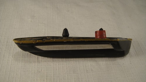 MERCEDES-BENZ 450 SEL W116 RH QUARTER FRONT TRIM MOLDING - Picture 5 of 7