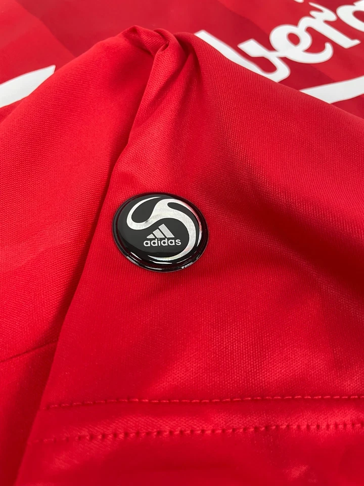 08-09 Liverpool Home Classic Short Sleeve Jersey - Steven Gerrard #8 - Image 4 of 4