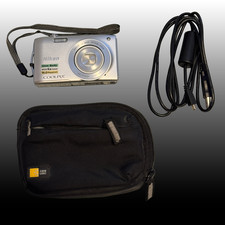 Nikon Coolpix S3200 Silver Digital Camera 16MP Point & Shoot W/ Battery Tested