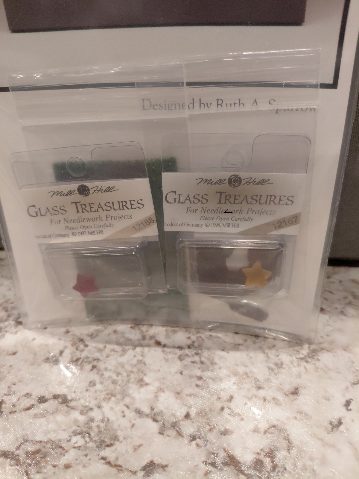 Twisted Threads-Itty Bitty Duo of Trees Kit