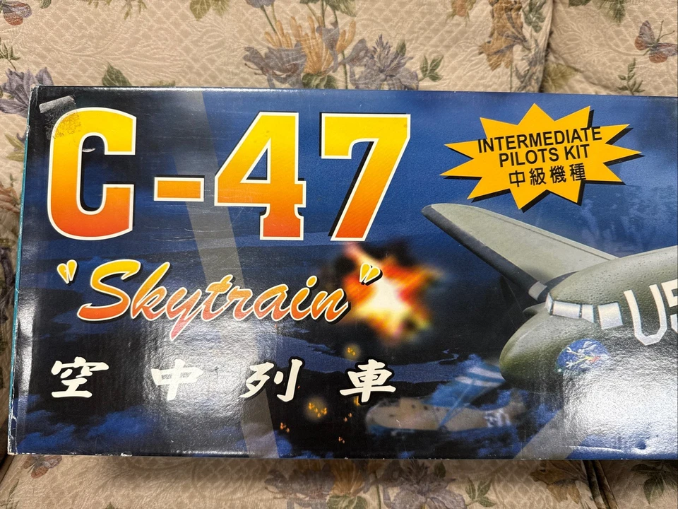 GWS C-47 'SKYTRAIN' RADIO CONTROL ARF KIT SILVER 47 INCH WINGSPAN KIT B12 - Image 2 of 4