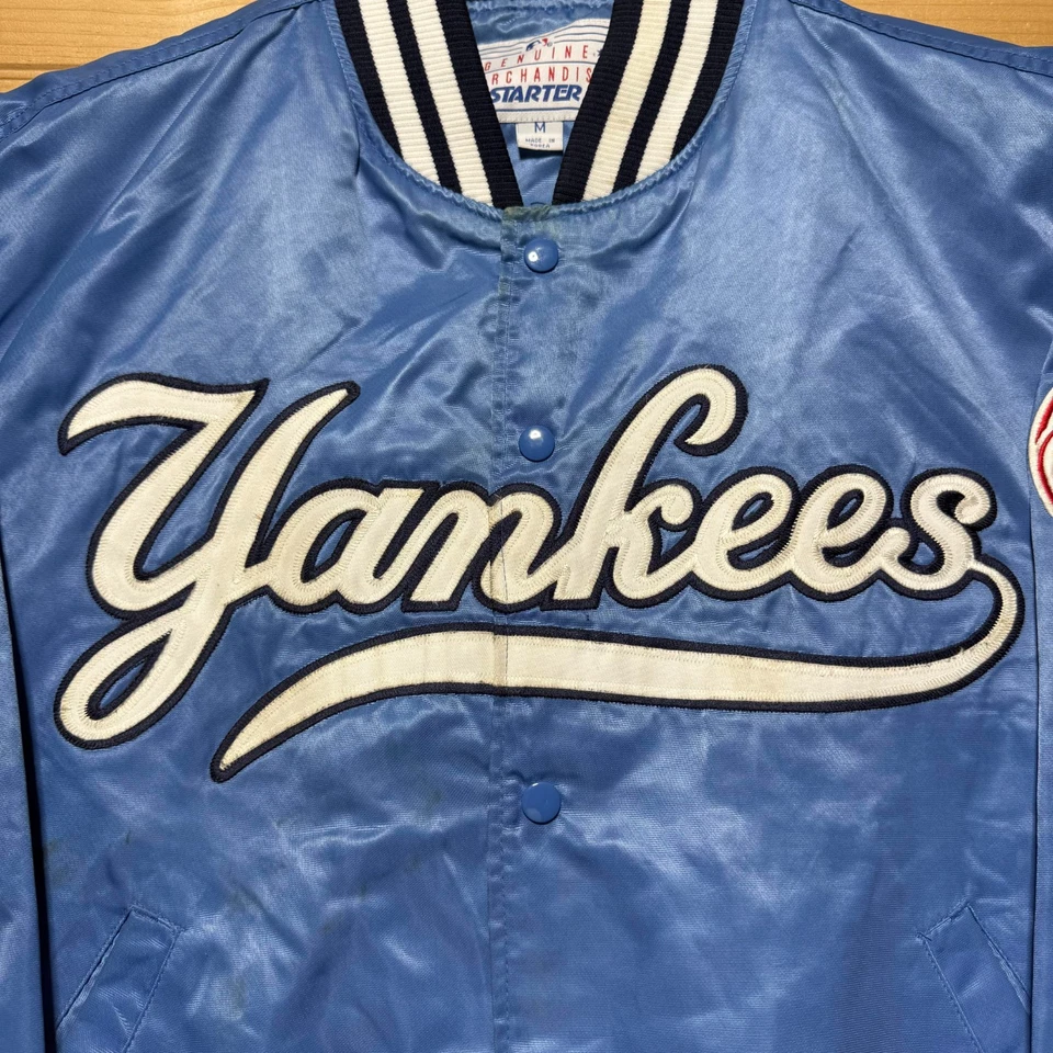 Vintage 90s New York Yankees MLB Baseball Embroidered Satin Bomber Jacket Medium - Image 2 of 4
