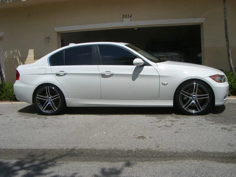 KYB 4 AMORTIGUADORES Y MUELLES REBAJADORES ALEMANES BMW E90 E92 E93 325i 328i 335i 07 a 2011 Foto 2 de 4