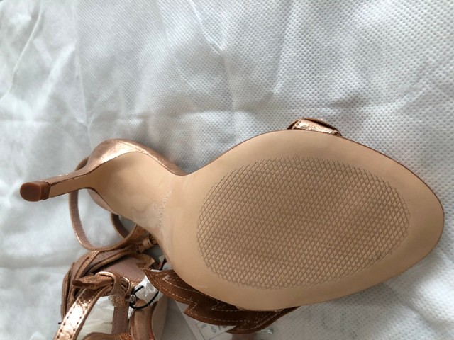 teva sandals rose gold