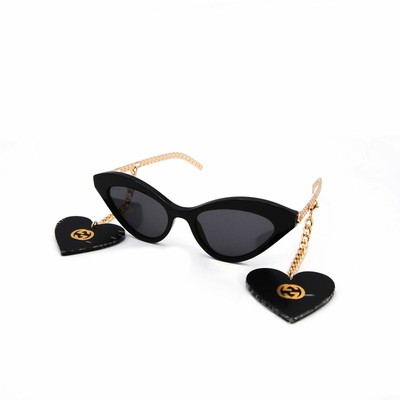 Occhiali da sole da donna Gucci con pendenti a forma di cuore - GG0978S |  eBay