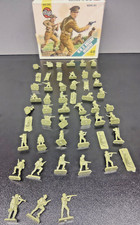 VINTAGE AIRFIX HO/00 SCALE BRITISH INFANTRY SOLDIERS 51 PIECES MADE IN USA