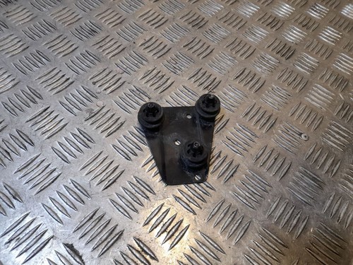 Audi A4 S4 B8 8K 2013 Halterung ABS Steuergerät 8K0614235B ATV21590