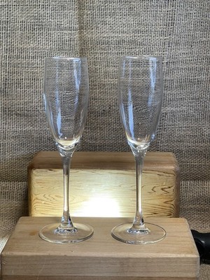 Set of 2 - Quality French LUMINARC Crystal Champagne Glasses / FRANCE