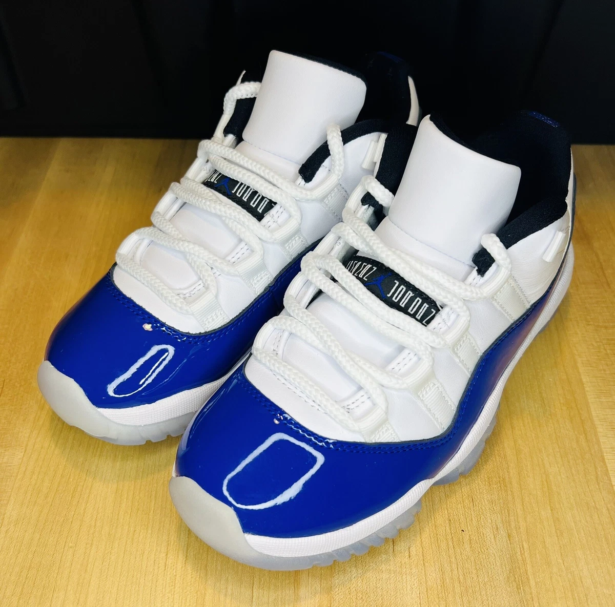 Air Jordan 11 Concord Low Retro Wht/Blk Women's Size 5.5 / GS Sz 4.  AH7860-100 | eBay