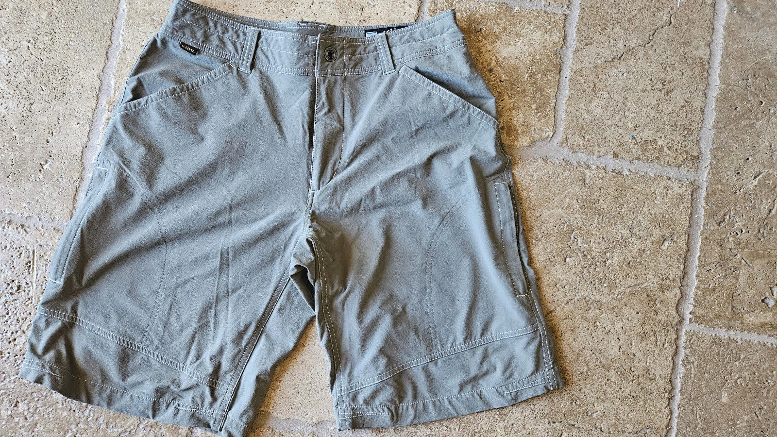 KUHL Renegade Hiking Shorts Size 34w 10" Inseam  Beige