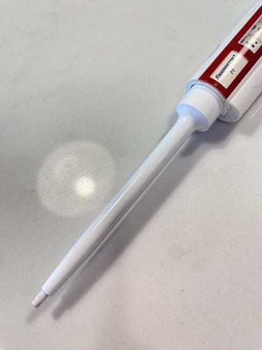 Pipeta/pipeta de un solo canal Thermo Scientific Finnpipette F1, 0,2-2uL, 4641010N - Imagen 2 de 10