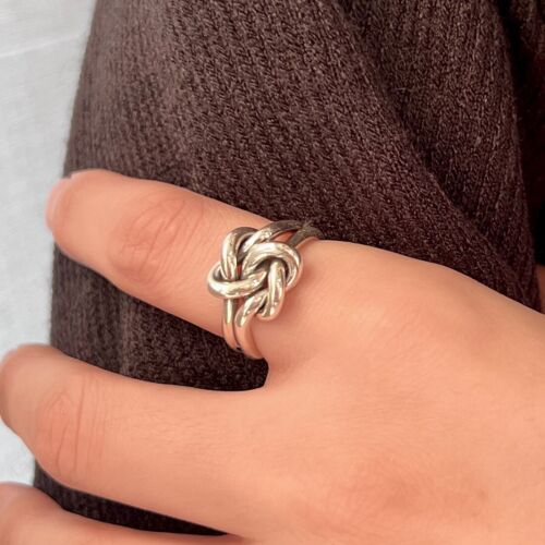 NEW k pop JIN BTS ARMY Kim Seok jin The Astronaut 925 Silver Flower Twisted Ring - Picture 1 of 72