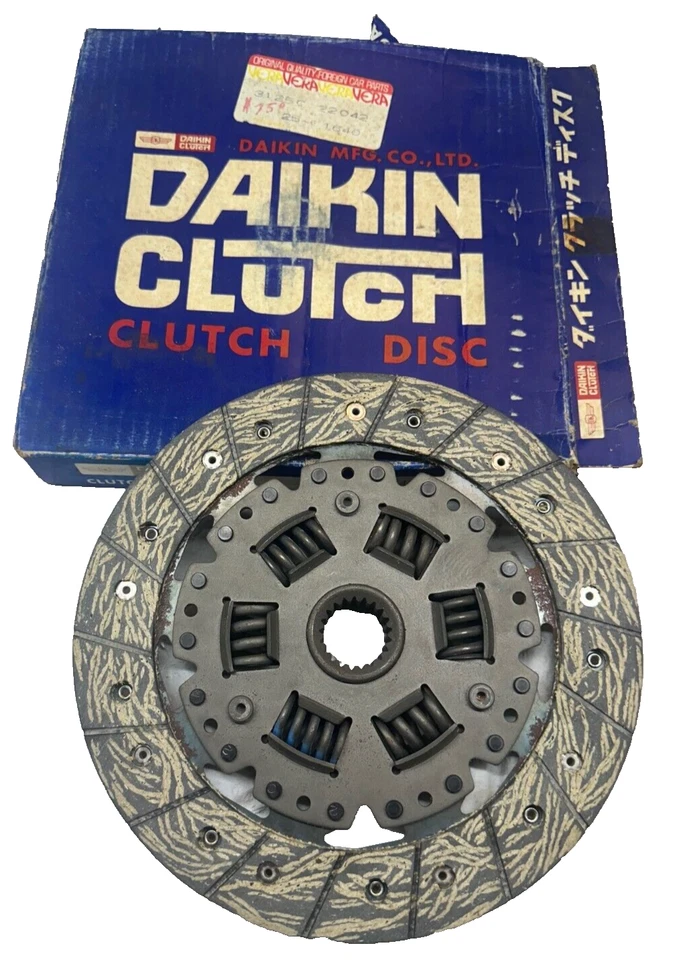 REMANUFACTURED  1974-1979 TOYOTA CORONA CLUTCH 31250-22042 - Image 2 of 4