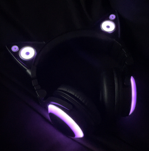 Brookstone Purple Cat Ear Headphones (Very Good condition, Original Case) - Picture 2 of 2