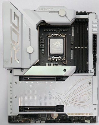 ASUS ROG MAXIMUS Z790 FORMULA LGA 1700 DDR5 AEMPII WiFi 7 ATX Gaming Motherboard