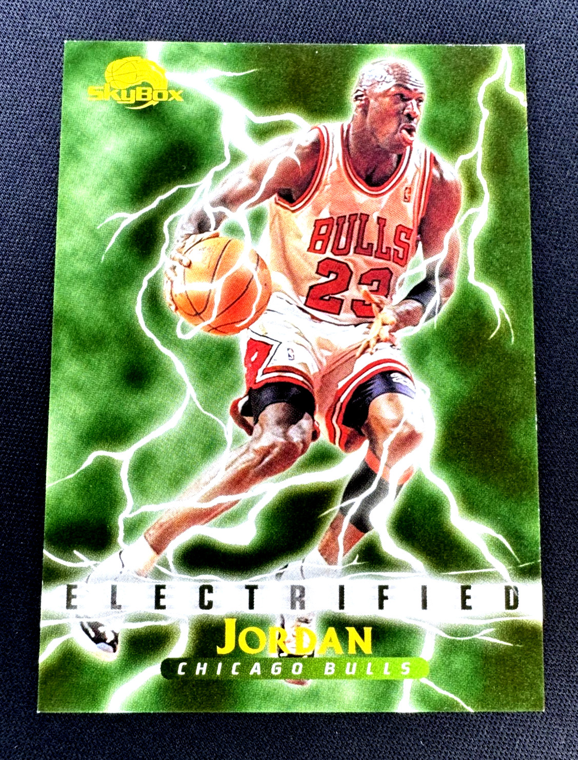 1995-96 Skybox Premium MICHAEL JORDAN “Electrified” LIGHTNING 278🔥CLEAN INSERT