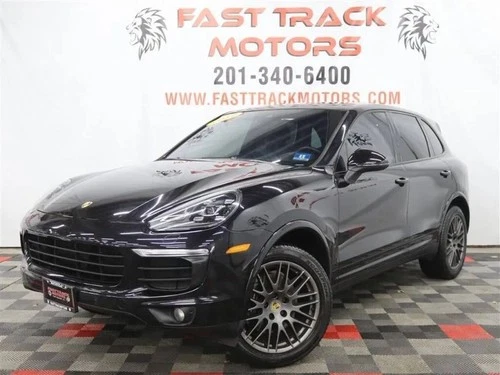 2017 Porsche Cayenne Platinum Image 1 of 4