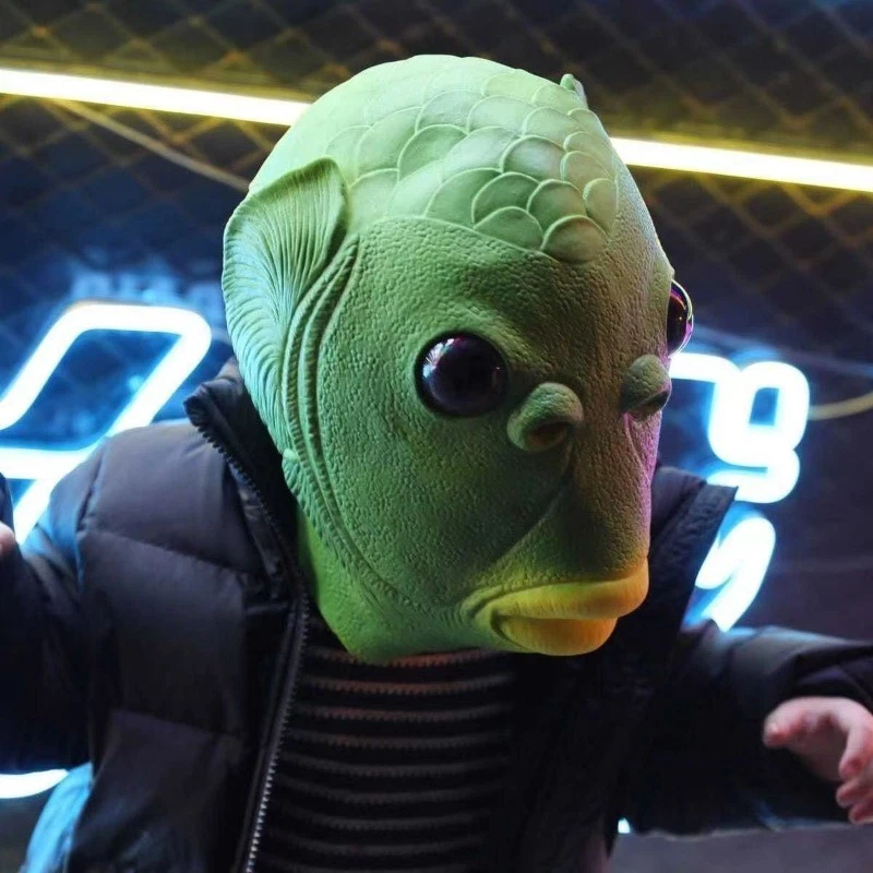 Novelty Funny Green Fish Head Mask Cosplay Gift Halloween Performance Party Toy - Image 4 of 4