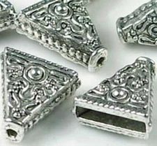 6 Antique Silver Pewter Triangle Connector Beads 15x14mm 