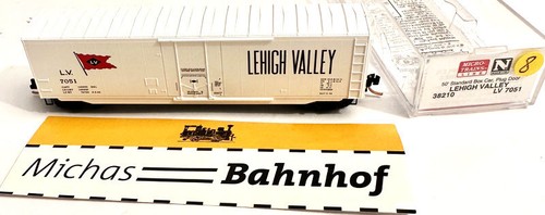 Micro Trains Line 38210 50’ Box Car Plug Door IEHIGH VALLEY N 1:160 ¥8 å | Zustand: Gebraucht