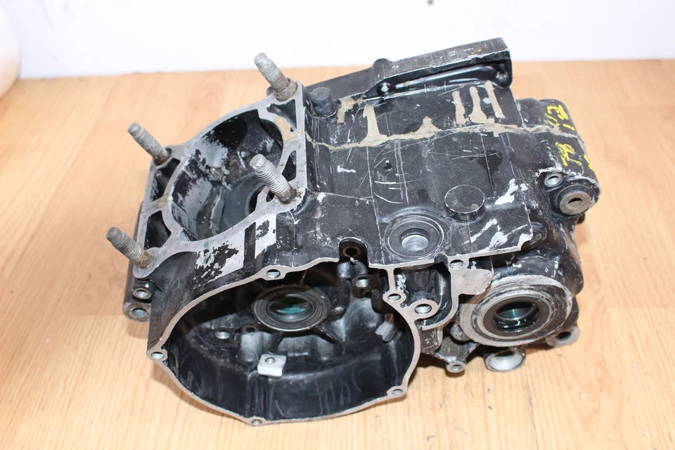 Yamaha YZ100 1978 carcasa de motor izquierda y derecha/carcasa de motor cárter Foto 4 de 4