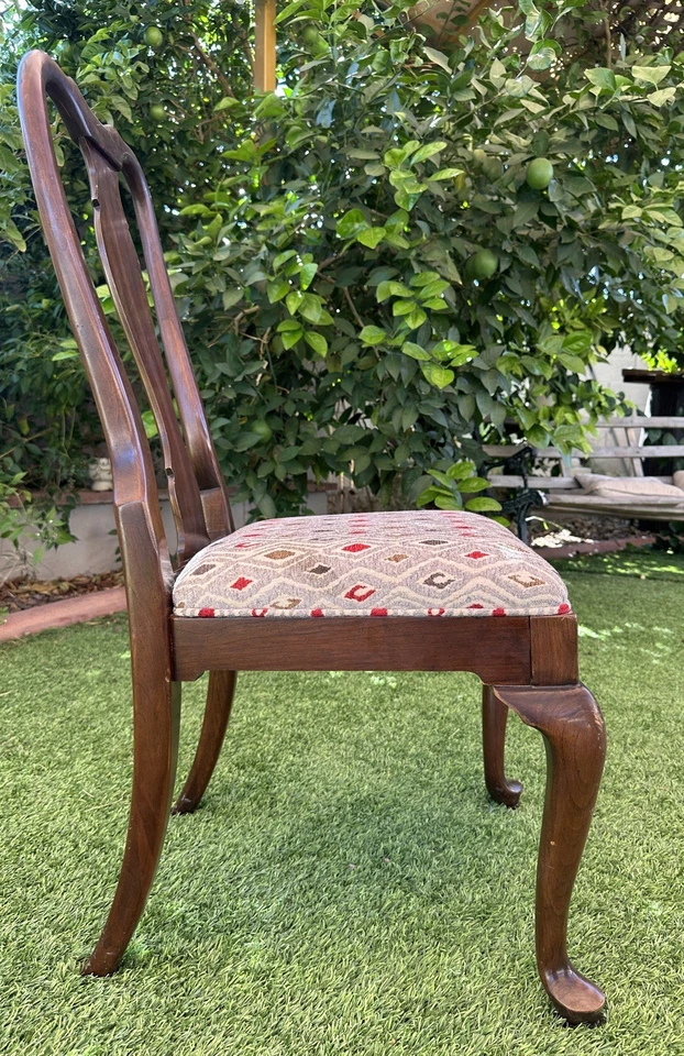 Ethan Allen Georgian Court Queen Anne Dining Room Side Chair - Image 3 of 4