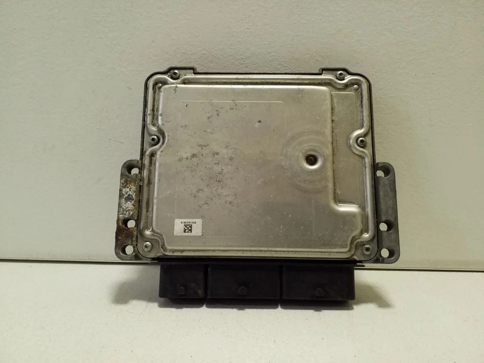 Nissan X-Trail T32 2015 Diesel Motorsteuergerät -modul 23710HX44A 1kW - Immagine 3 di 4