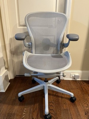 Herman Miller Aeron Chair Size B Remastered Version