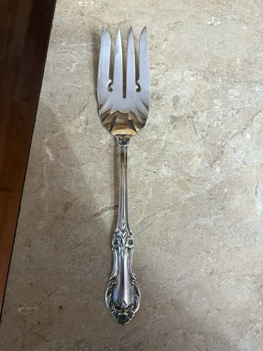 International Sterling Wild Rose 9 Serving Fork. 83.5 Grams 925 Sterling Silver