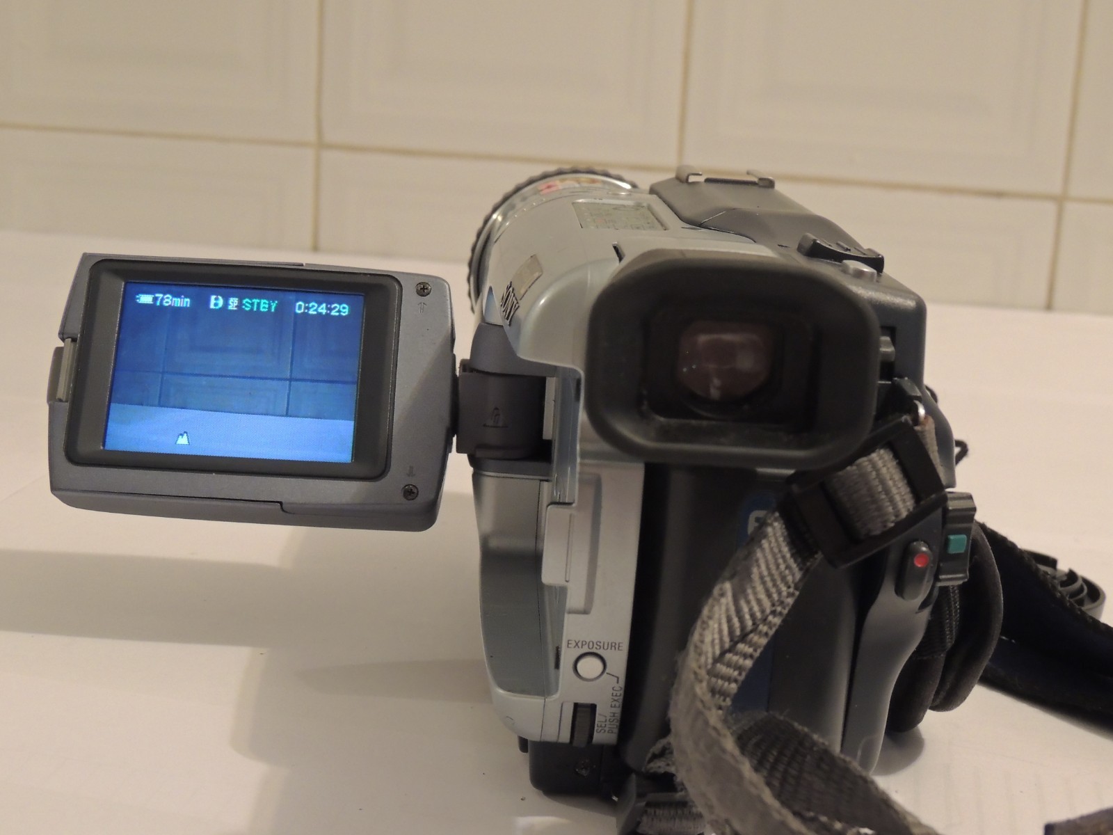 Sony Handycam DCR-TRV230 Digital-8 Camcorder | eBay