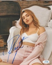 Peyton List Sexy Autographed Signed 8x10 Photo ACOA