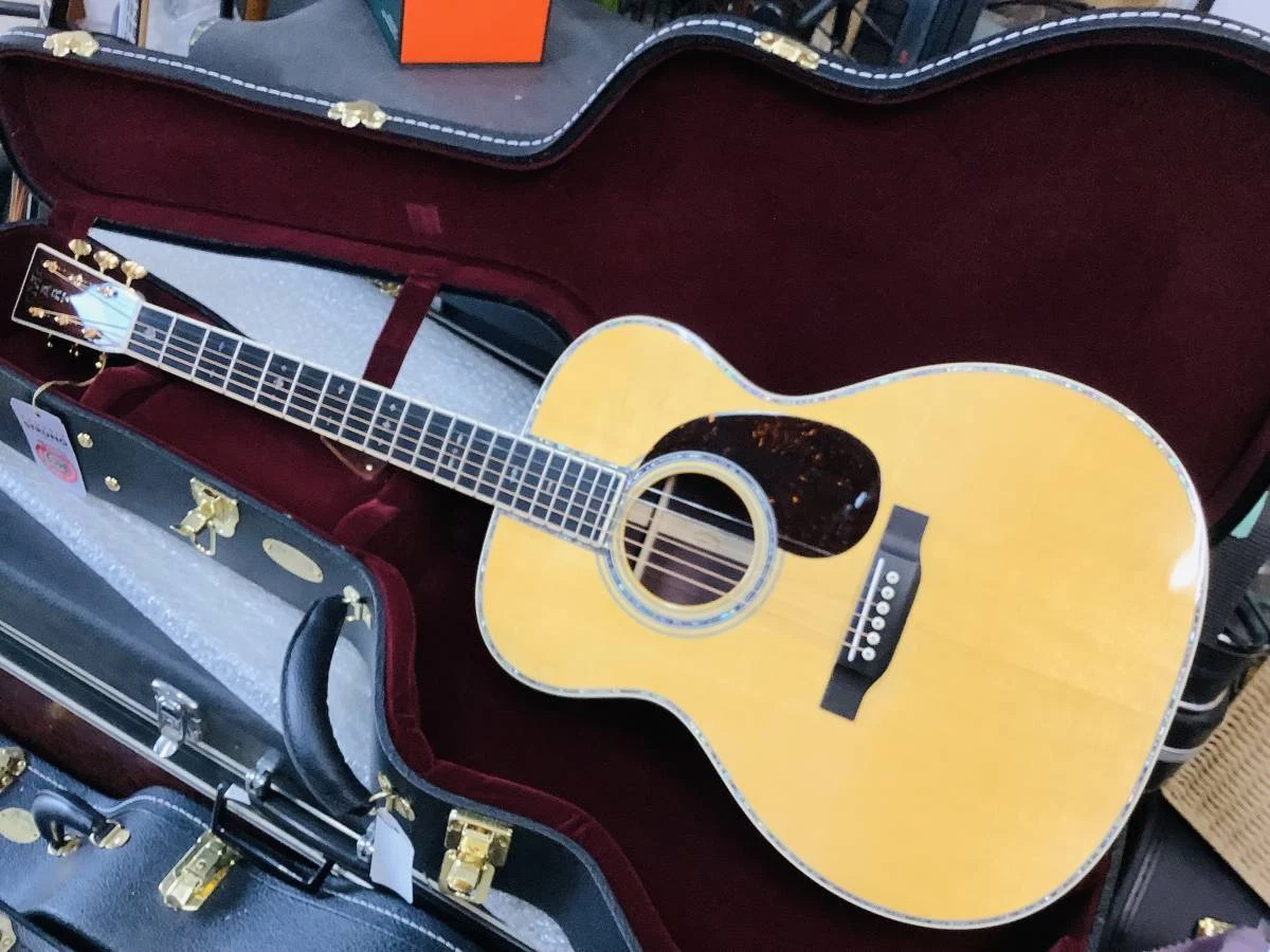 Best 2024 000 guitar