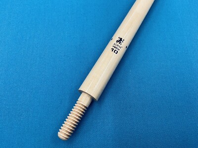 ADAM CAROM SHAFT TECH 10 ( 69 cm. LONG WITH 11 mm. TIP ) ** TO PLAY 3 CUSHIONS.