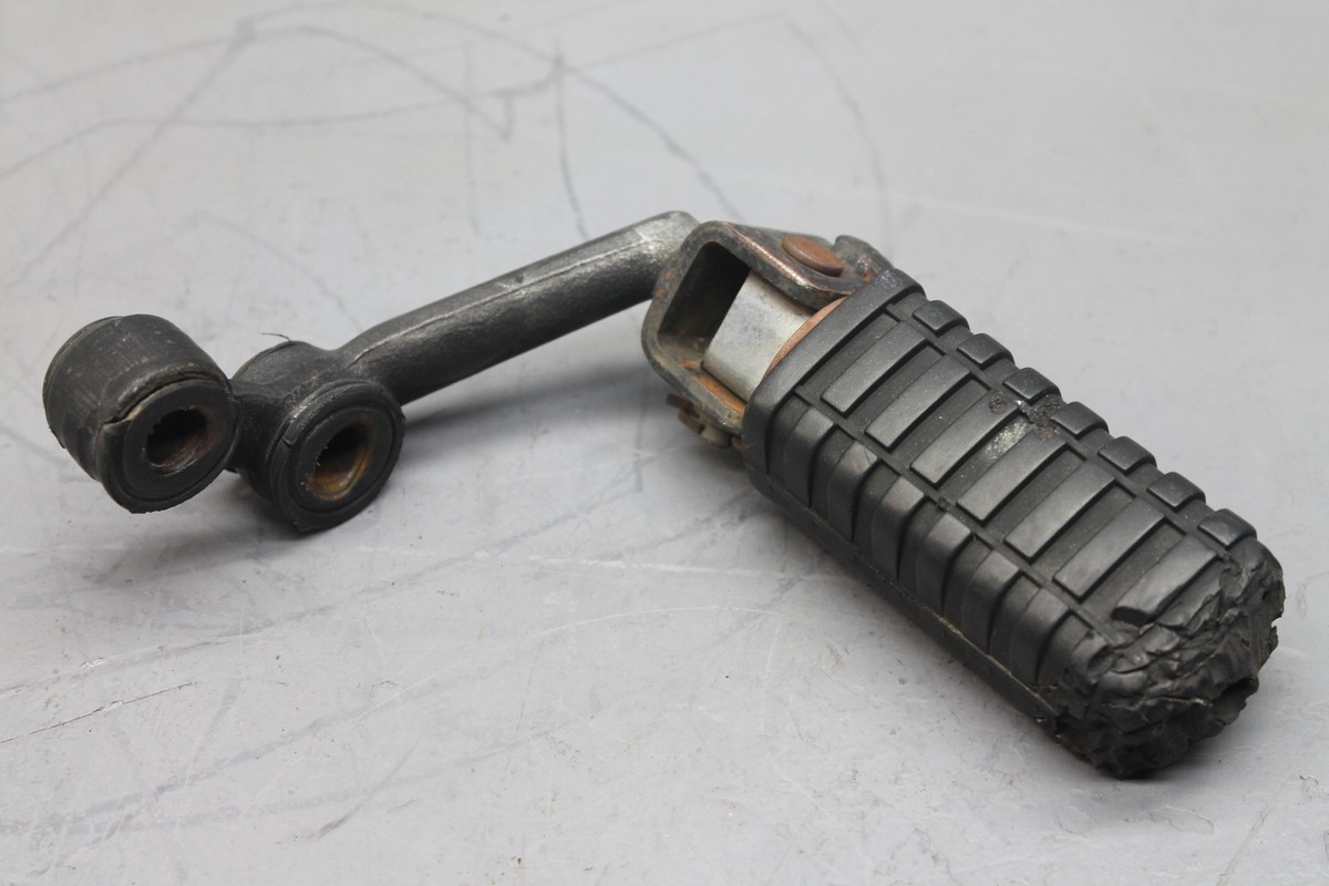 1981 KAWASAKI 750 LTD RIGHT FRONT FOOT REST PEG STEP | eBay