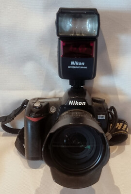 Spiegelreflexkamera Nikon D70  6.1MP mit Blitzgerät Zubehörpaket