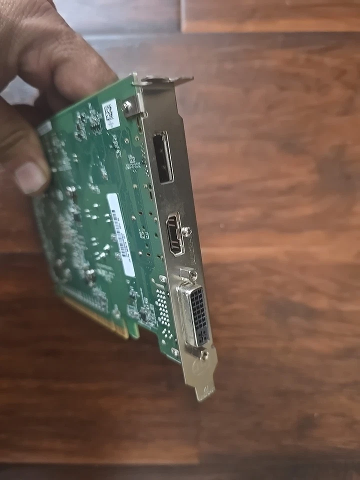 HP 8806181-001 AMD Radeon R7 450 4GB GDDR5 PCIe DVI HDMI Display Port Video Card - Image 3 of 4