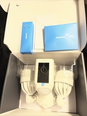 RING Floodlight Cam White 2210C-XYZ 2540AG650L-B03FX NEW OPEN BOX