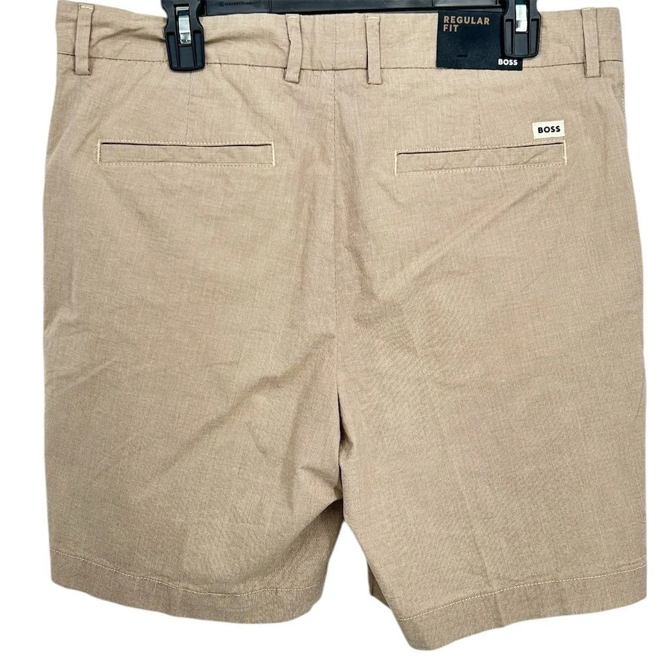 Pantalones Cortos Chinos Hugo Boss Para Hombre Beige Talla 34 Plisados Delanteros NUEVO Foto 3 de 4